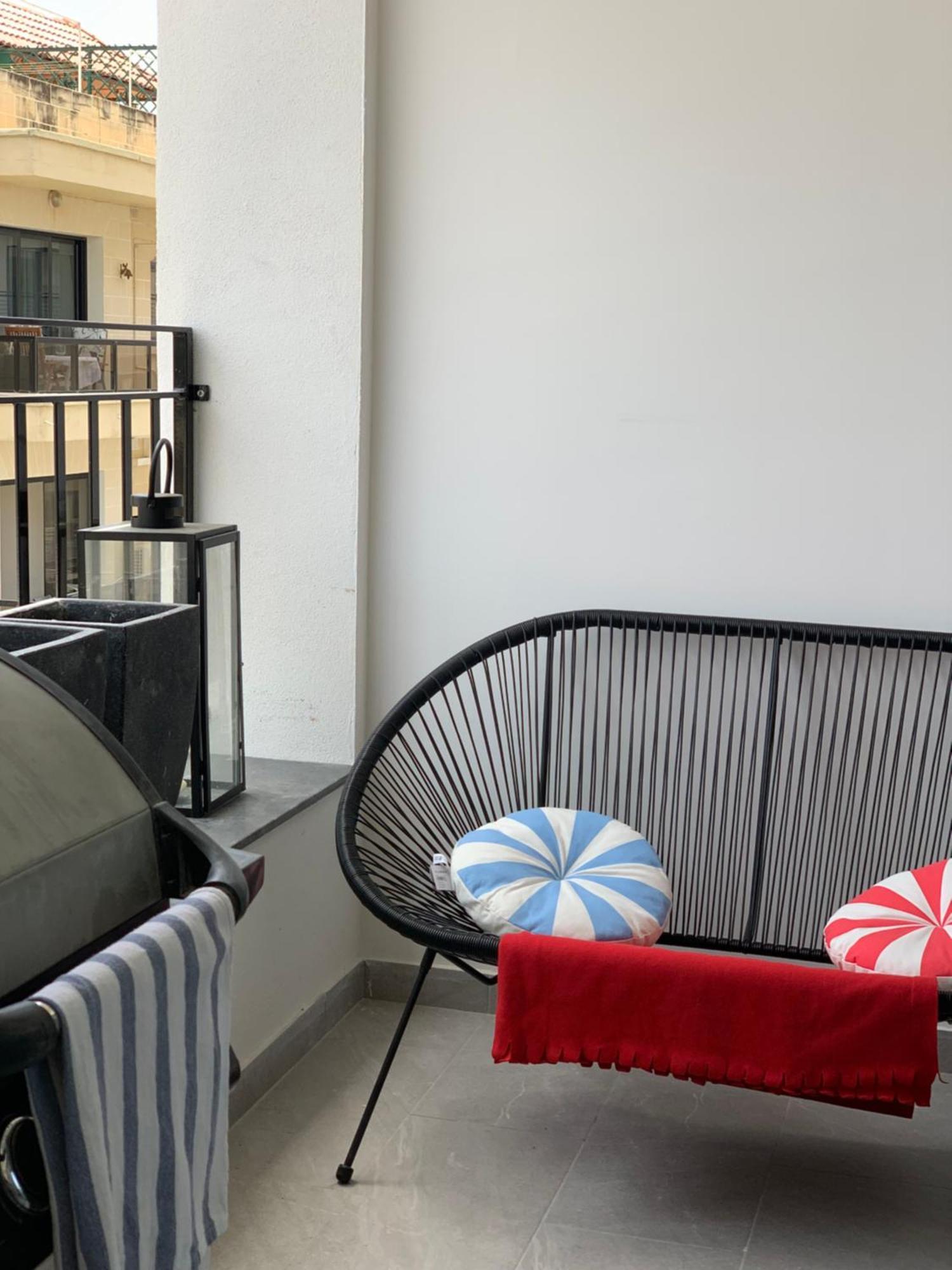 Spacious Seaview Sliema Apt, Steps From Valletta Ferry Dış mekan fotoğraf