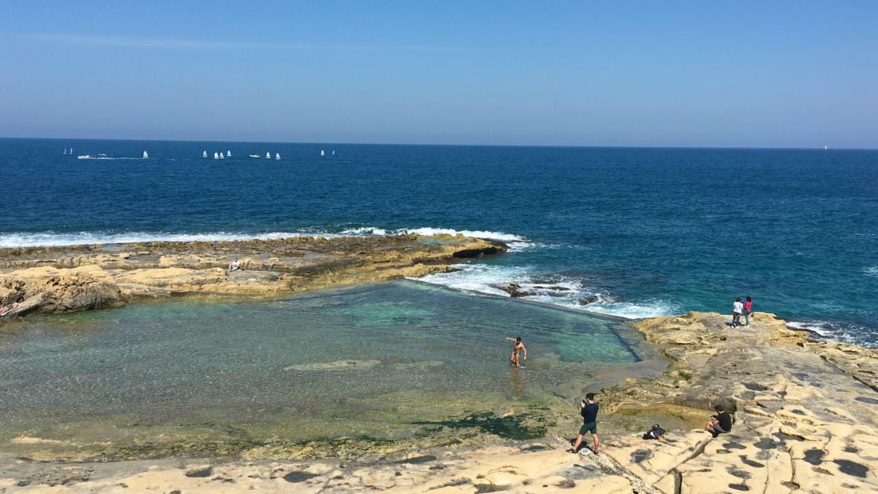 Spacious Seaview Sliema Apt, Steps From Valletta Ferry Dış mekan fotoğraf