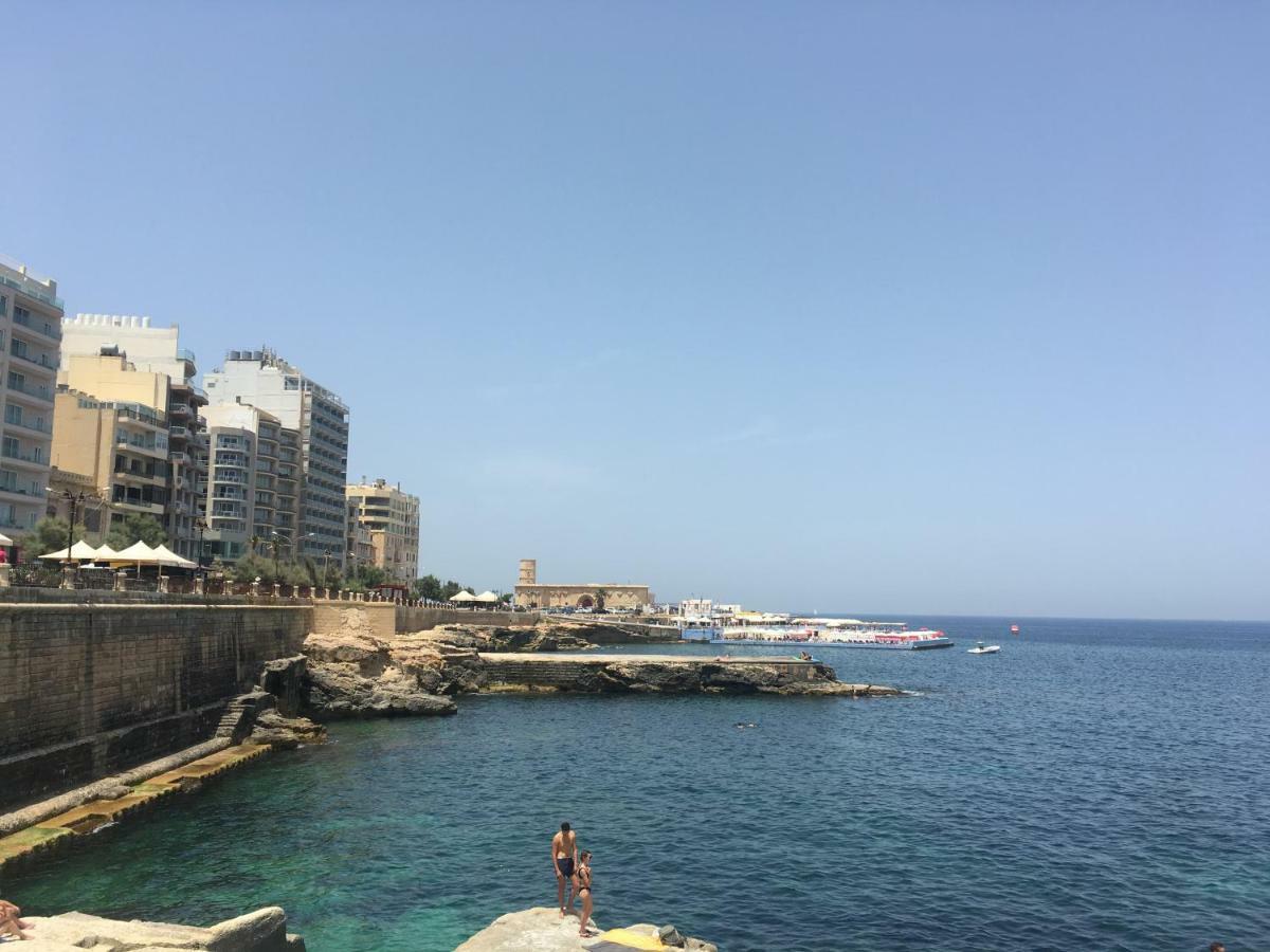 Spacious Seaview Sliema Apt, Steps From Valletta Ferry Dış mekan fotoğraf